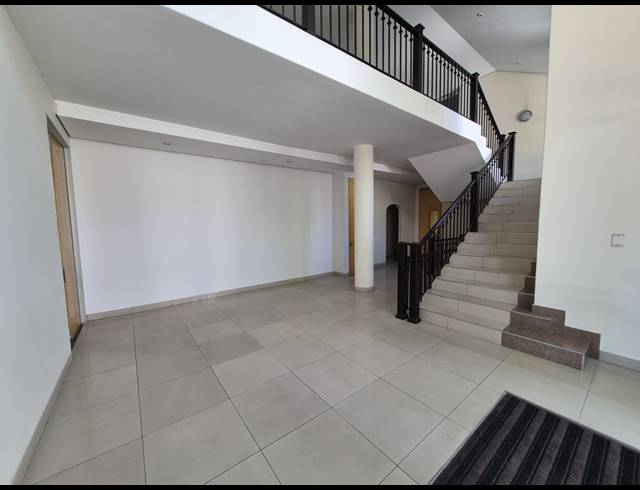 606M² OFFICE TO LET IN SANDTON CENTRAL